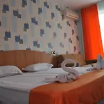 מלון Belleville סאני ביץ'