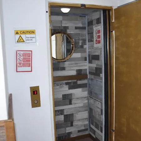 Belleville Hotel Slantchev Briag