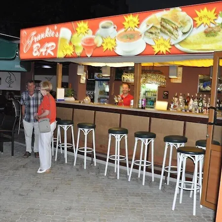 Belleville Отель