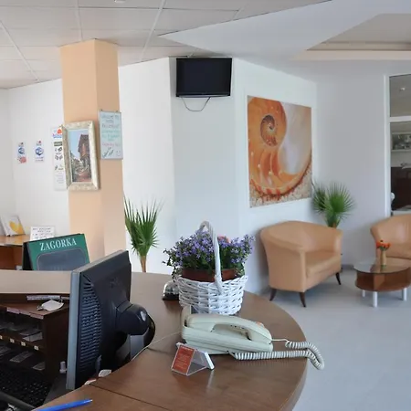 Отель Belleville 3*