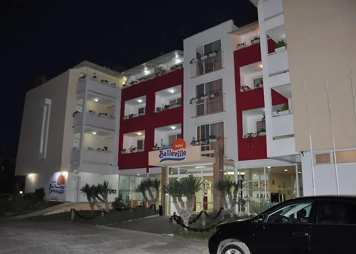 Belleville 3*